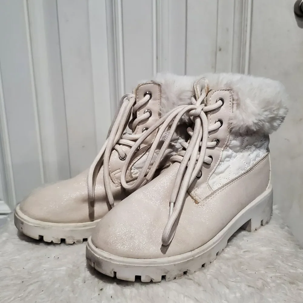 Girls BCBG Boots Cream Fur-Lined Kids Boots